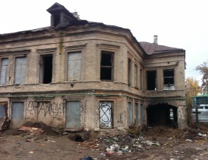 Этому дому более 100 лет